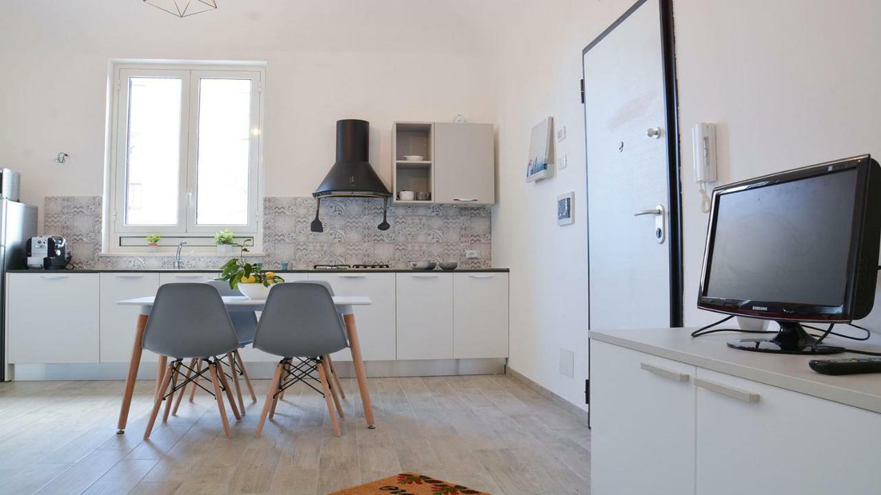 Capitano Apartments - Trapani City Centre Bagian luar foto